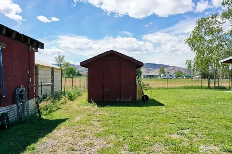 61 Jaquish Road Omak WA 98841