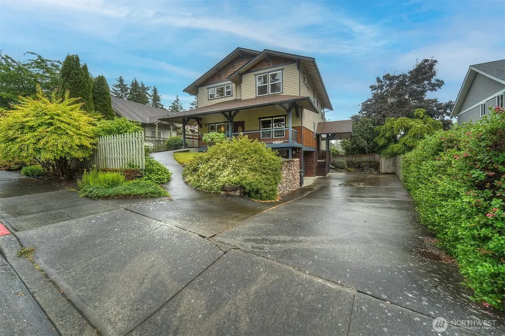 2329 NE Thistle Court Poulsbo WA 98370