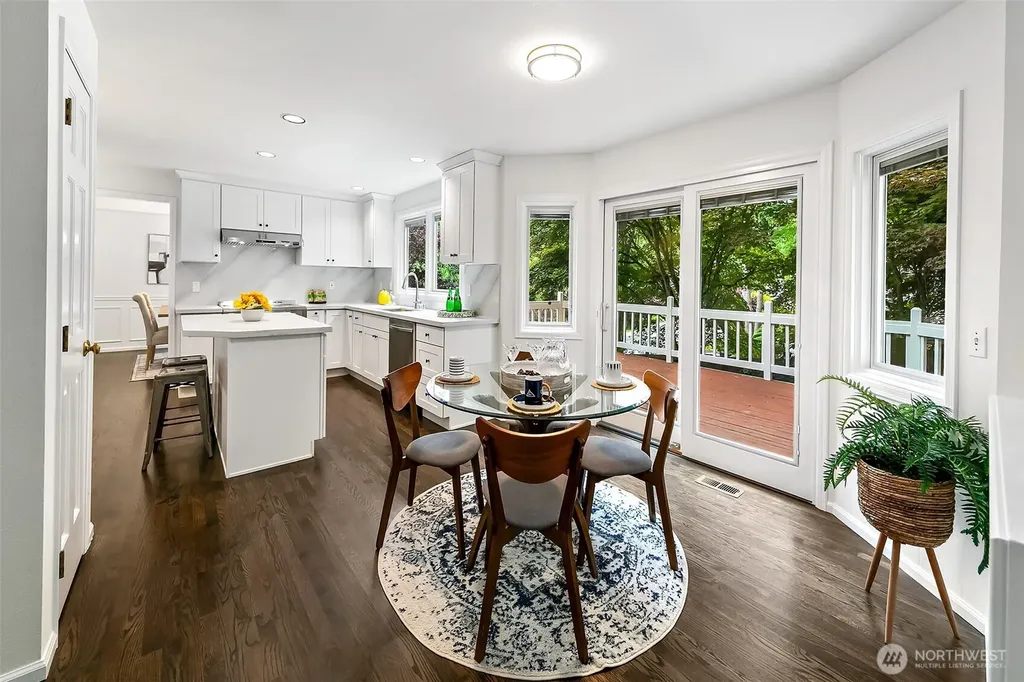 1911 224th Place NE Sammamish WA 98074