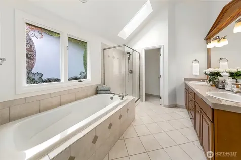 1911 224th Place NE Sammamish WA 98074