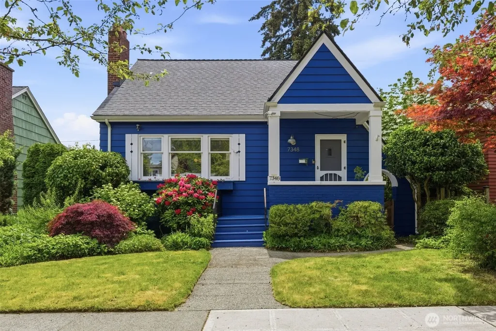 7348 Keen Way N Seattle WA 98103