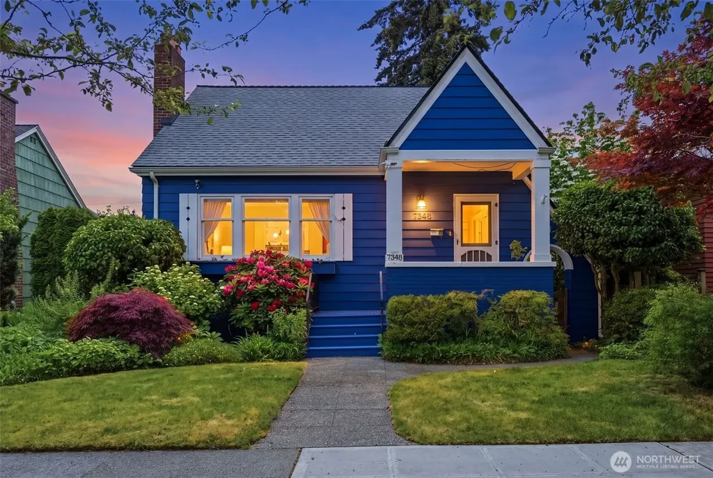 7348 Keen Way N Seattle WA 98103