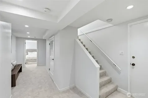 7348 Keen Way N Seattle WA 98103