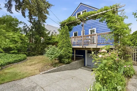 7348 Keen Way N Seattle WA 98103