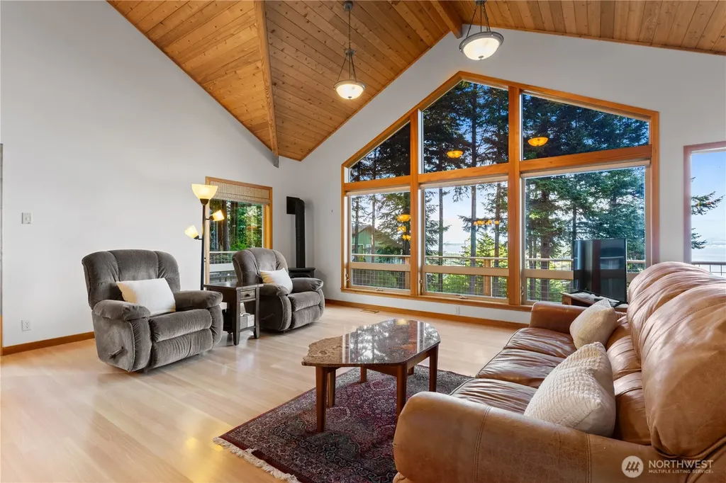 1058 Dana Circle Lummi Island WA 98262