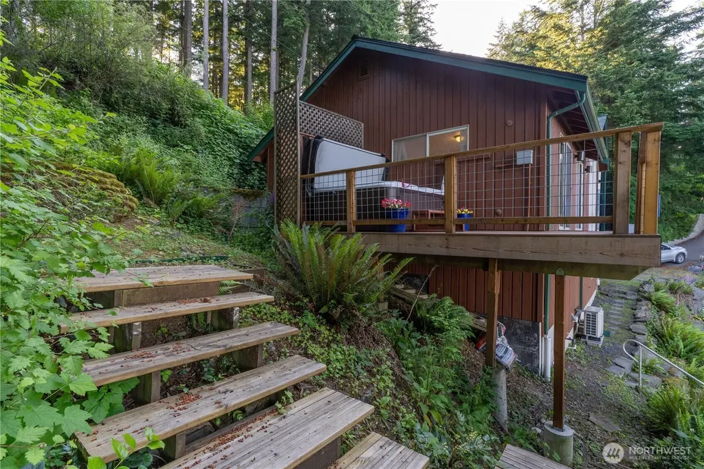 1058 Dana Circle Lummi Island WA 98262