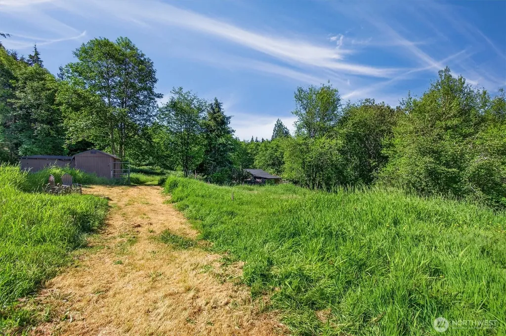 165 Barr Road Rosburg WA 98643
