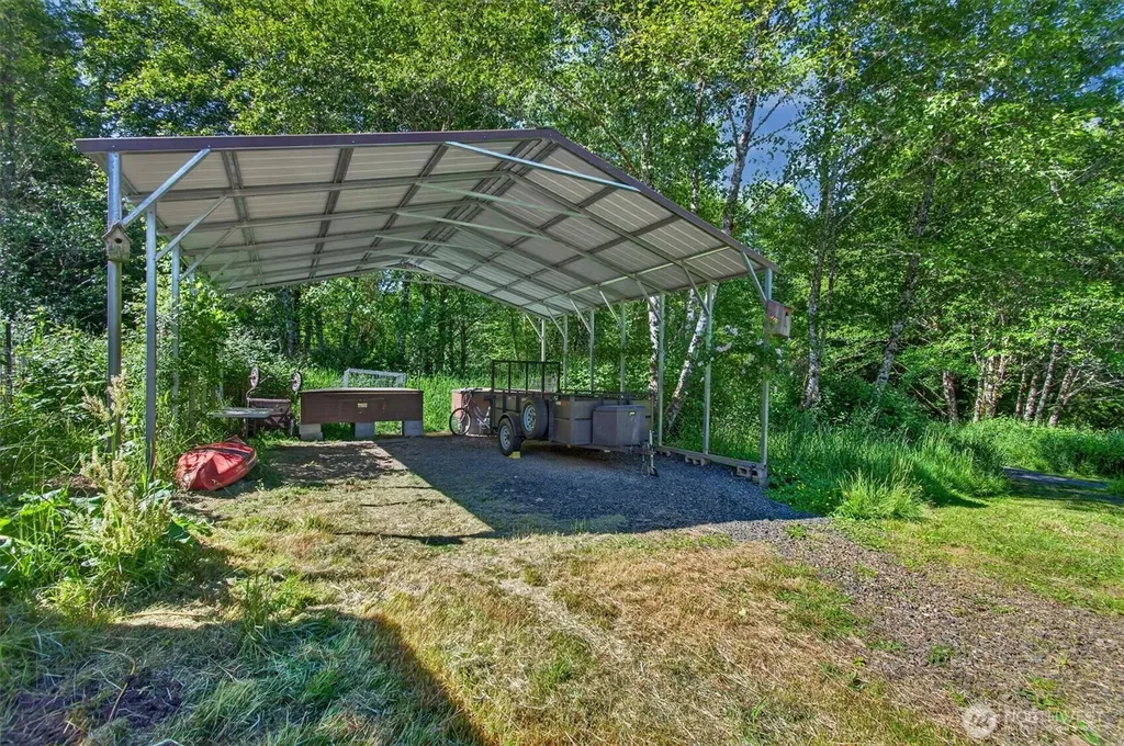 165 Barr Road Rosburg WA 98643