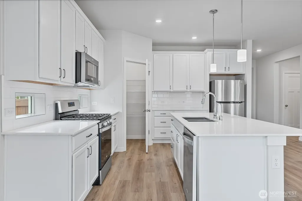 3621 SW Cardiff Street Port Orchard WA 98367