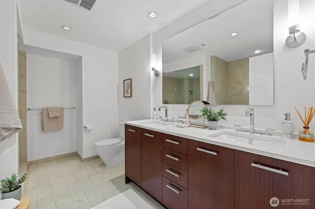 500 106th Avenue NE Bellevue WA 98004