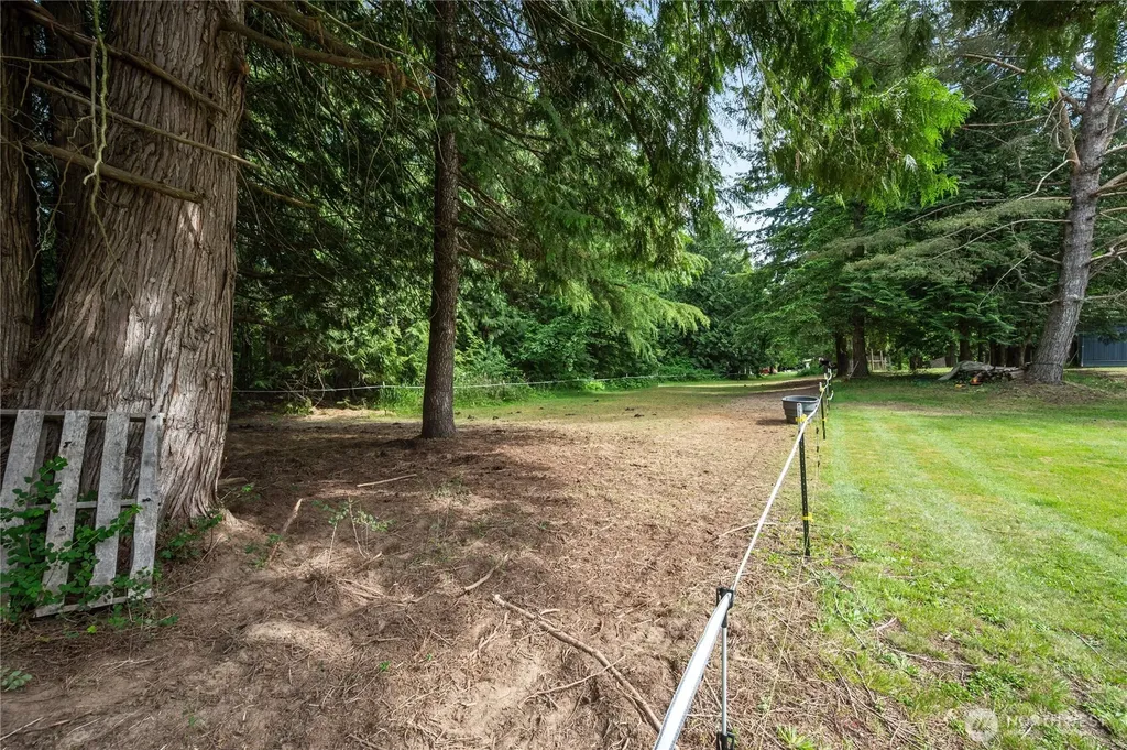 3233 Loomis Trail Road Custer WA 98240