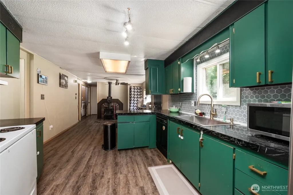 3233 Loomis Trail Road Custer WA 98240