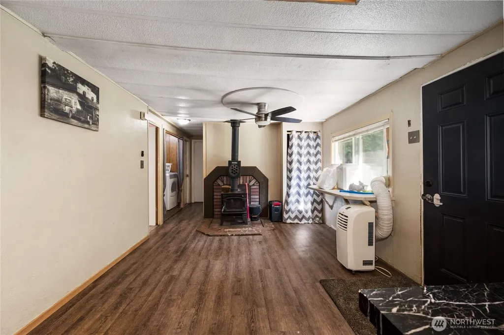 3233 Loomis Trail Road Custer WA 98240