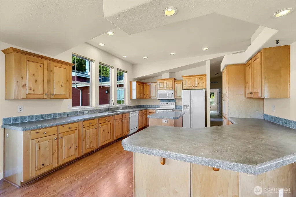 4004 Brown Road Ferndale WA 98248