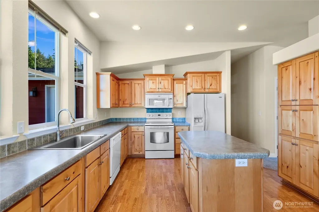 4004 Brown Road Ferndale WA 98248
