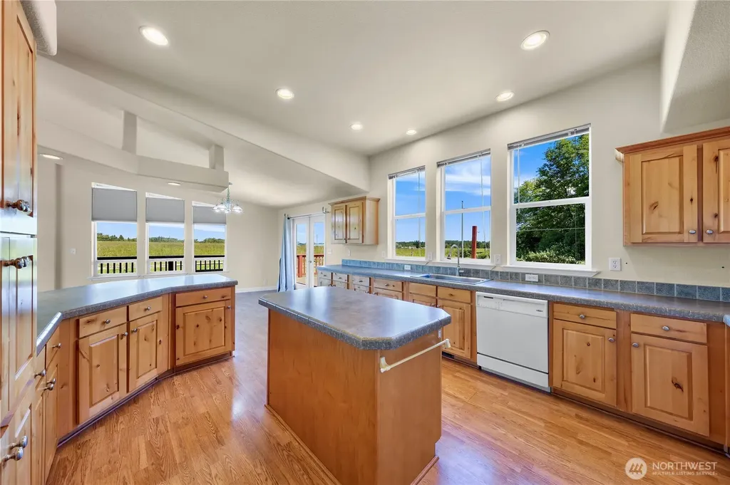 4004 Brown Road Ferndale WA 98248