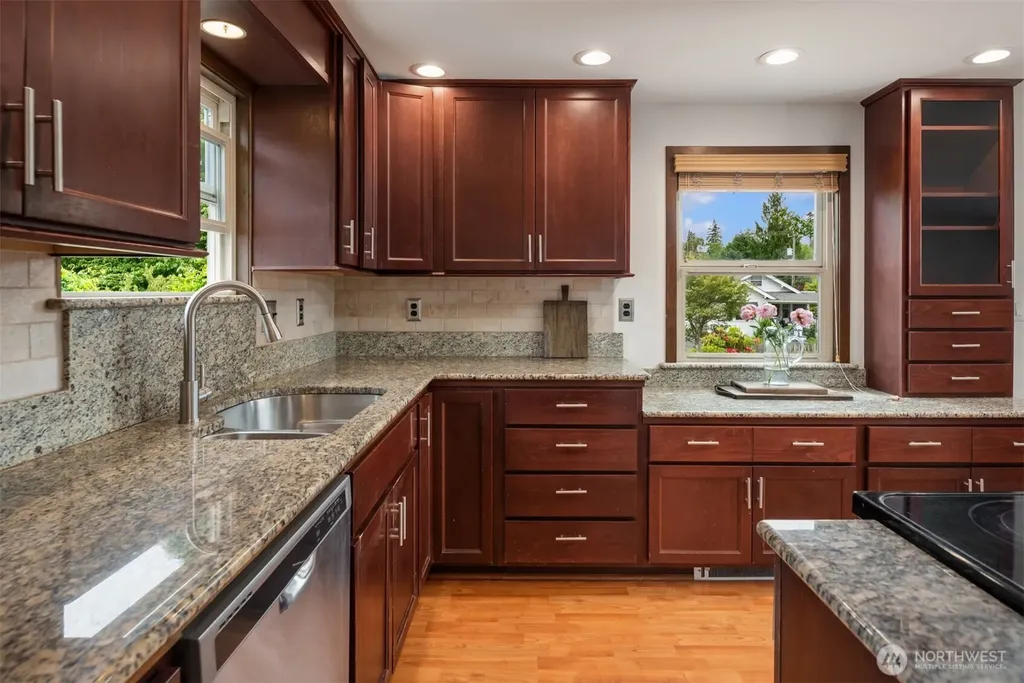 7915 18th Avenue SW Seattle WA 98106