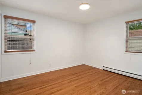 7915 18th Avenue SW Seattle WA 98106