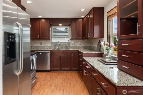 7915 18th Avenue SW Seattle WA 98106