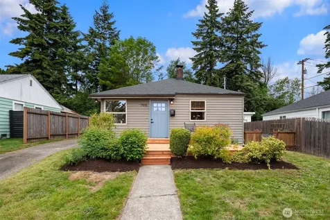 7915 18th Avenue SW Seattle WA 98106