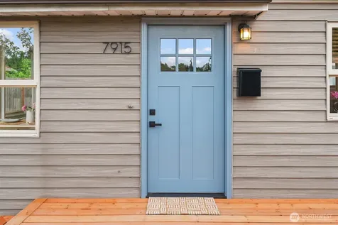 7915 18th Avenue SW Seattle WA 98106