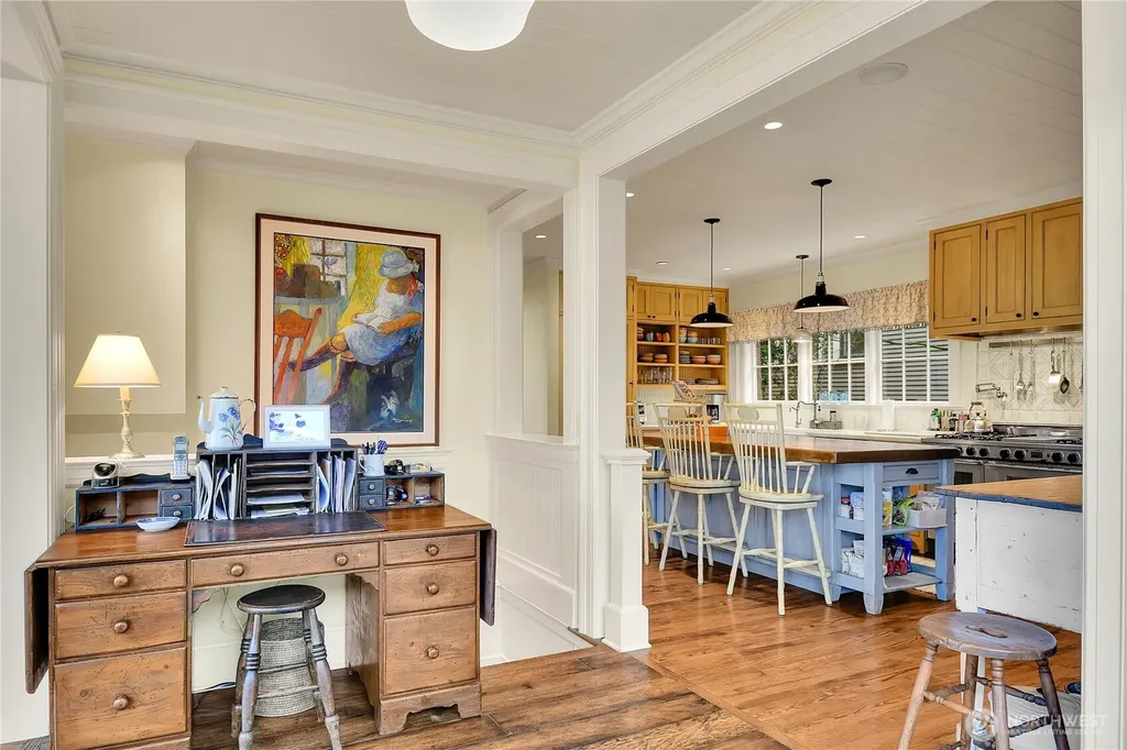 406 Galer Street Seattle WA 98109