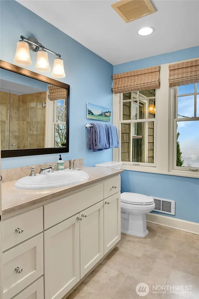 406 Galer Street Seattle WA 98109