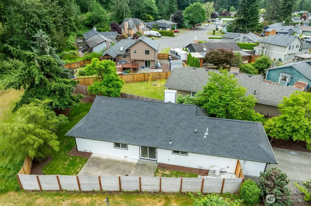 21927 SE 237th Street Maple Valley WA 98038