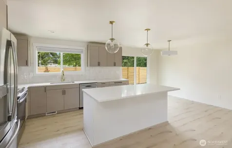 21927 SE 237th Street Maple Valley WA 98038