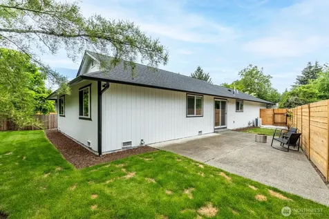 21927 SE 237th Street Maple Valley WA 98038