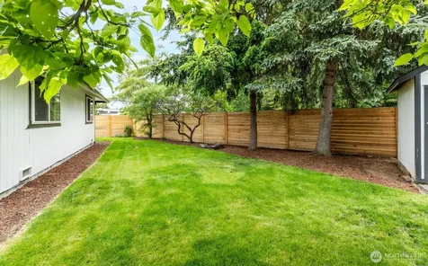 21927 SE 237th Street Maple Valley WA 98038