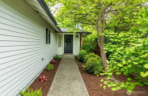 21927 SE 237th Street Maple Valley WA 98038