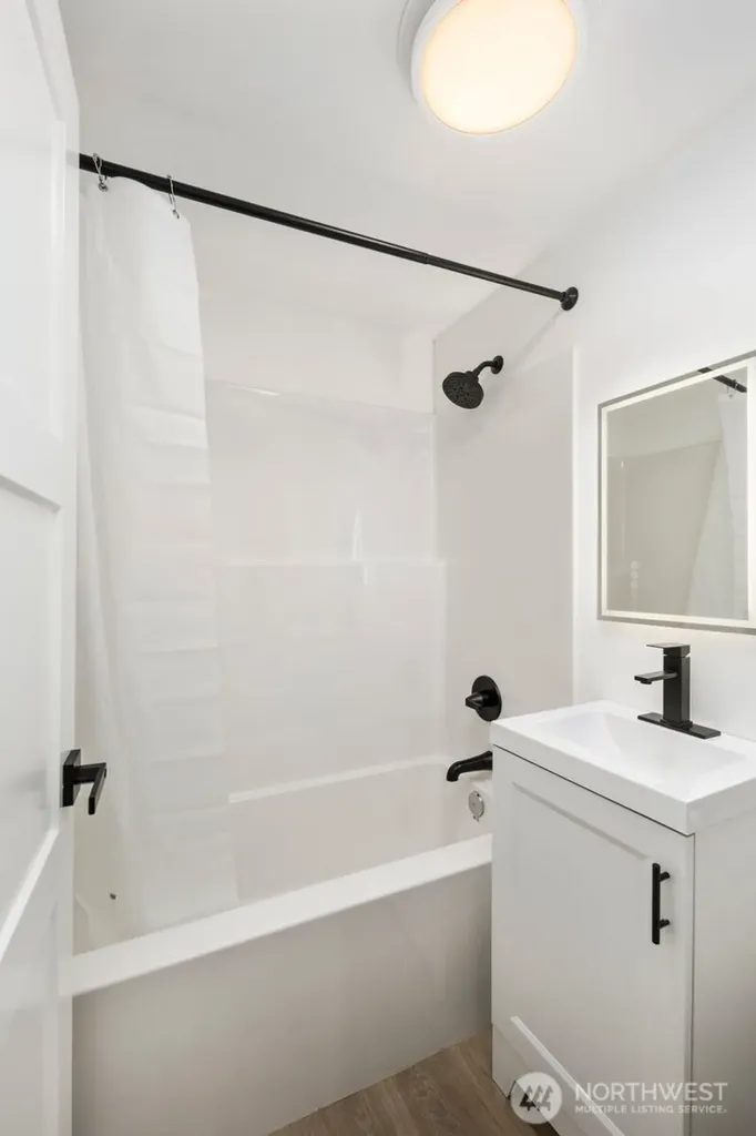 1747 NE 147th Street Shoreline WA 98155