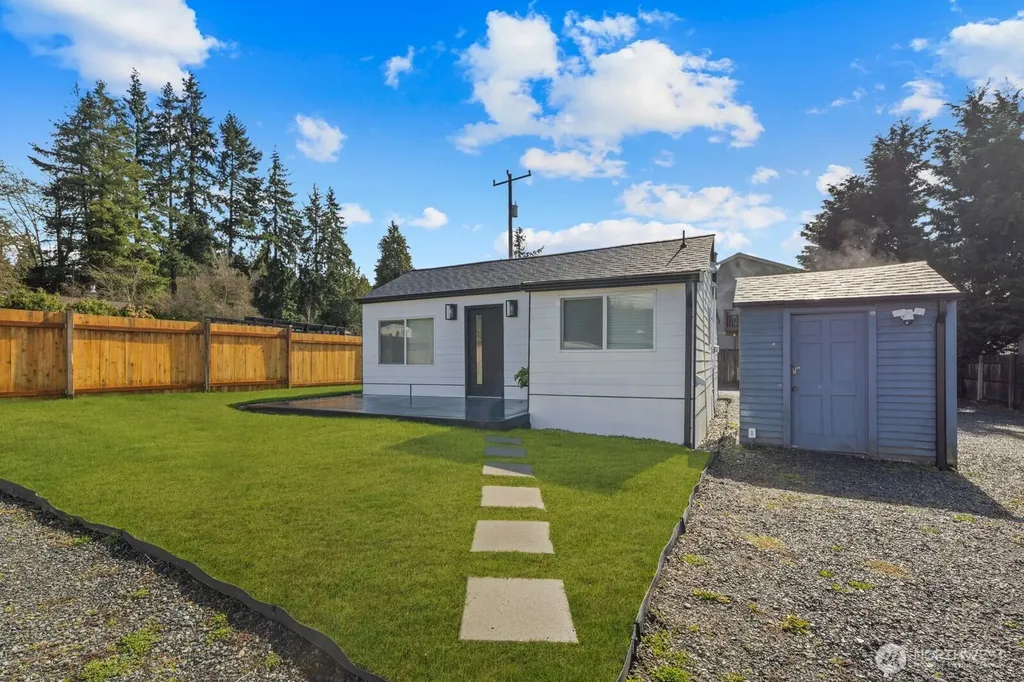 1747 NE 147th Street Shoreline WA 98155