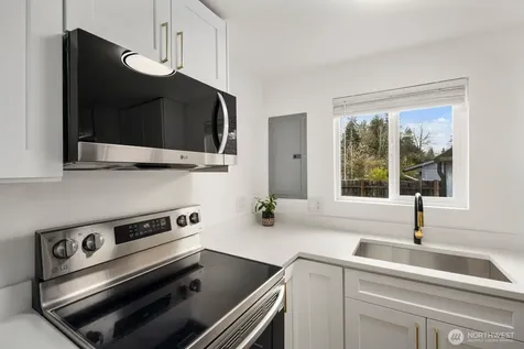 1747 NE 147th Street Shoreline WA 98155