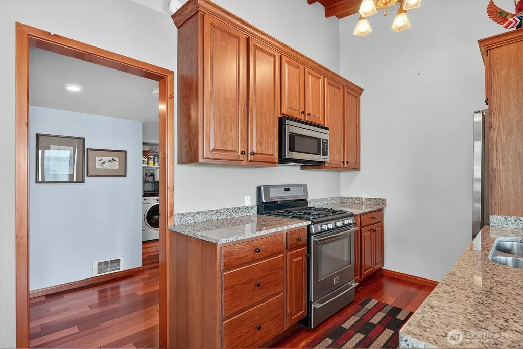 19422 Soundview Drive NW Stanwood WA 98292