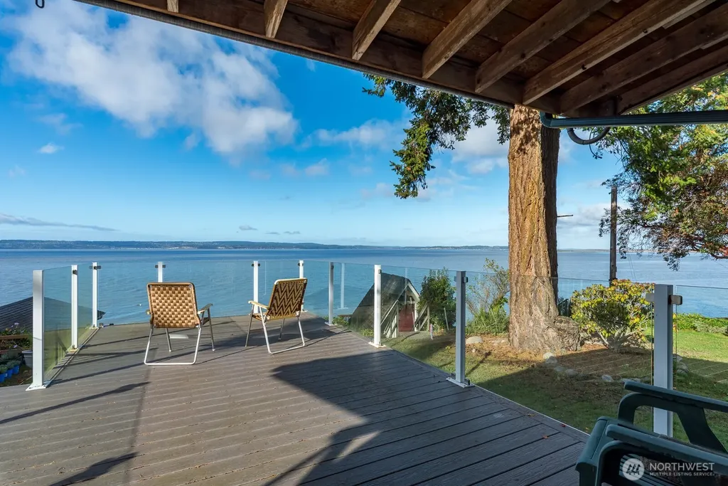 19422 Soundview Drive NW Stanwood WA 98292