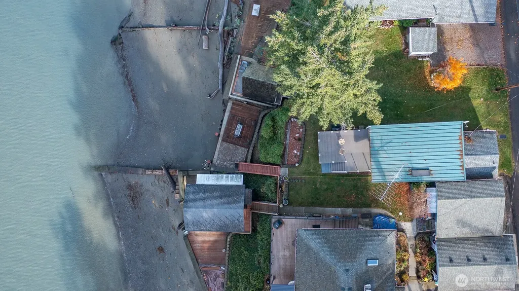19422 Soundview Drive NW Stanwood WA 98292