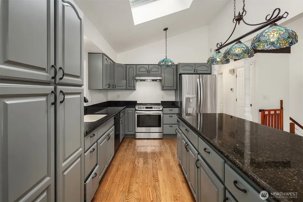 11821 SE 67th Place Bellevue WA 98006