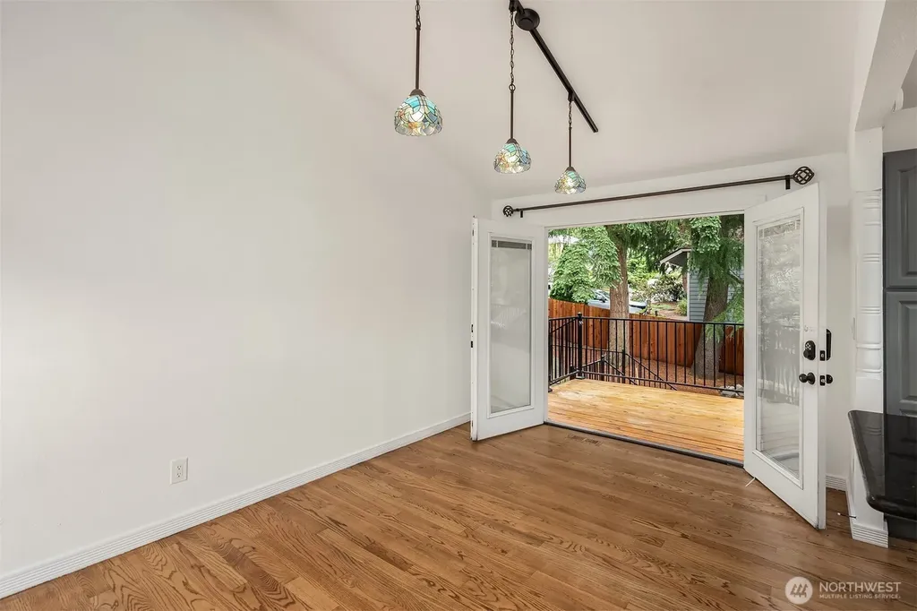 11821 SE 67th Place Bellevue WA 98006