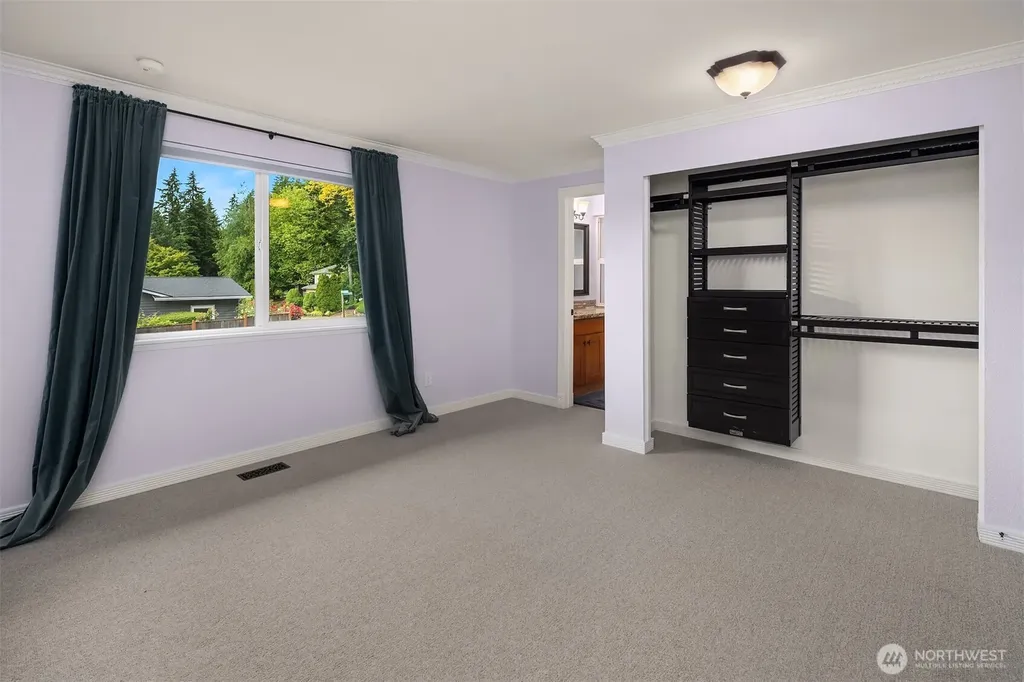11821 SE 67th Place Bellevue WA 98006