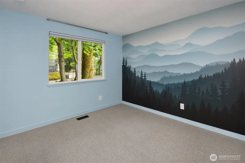 11821 SE 67th Place Bellevue WA 98006