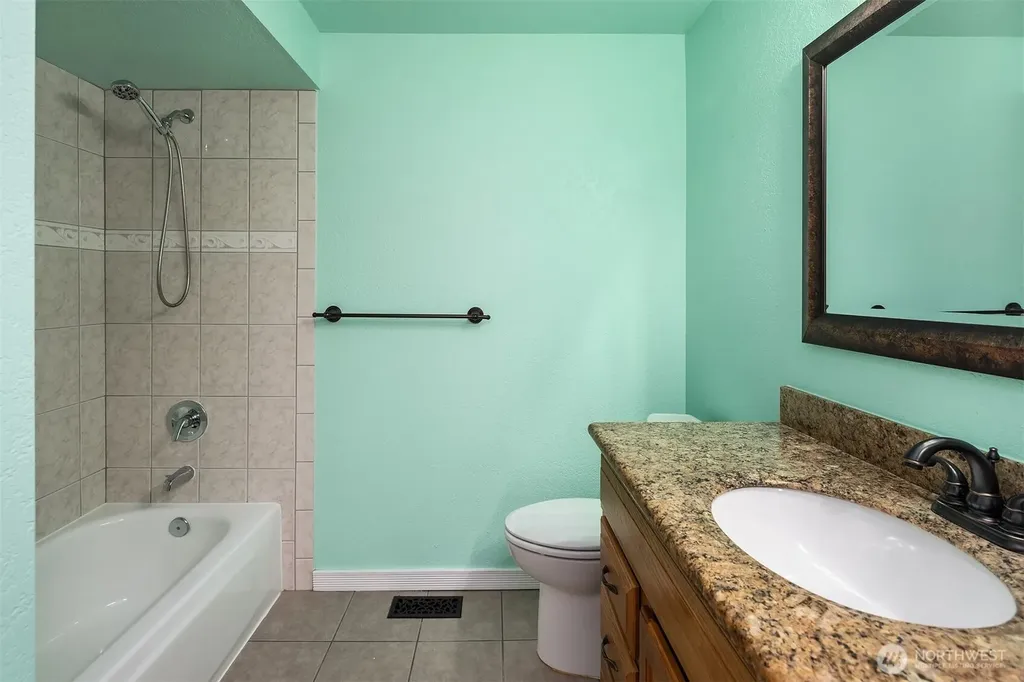 11821 SE 67th Place Bellevue WA 98006