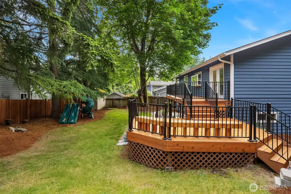 11821 SE 67th Place Bellevue WA 98006