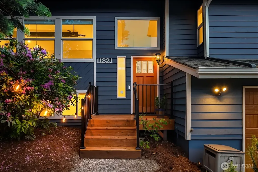 11821 SE 67th Place Bellevue WA 98006