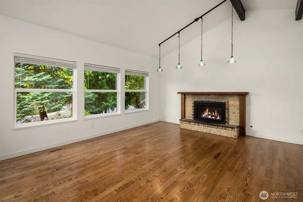 11821 SE 67th Place Bellevue WA 98006
