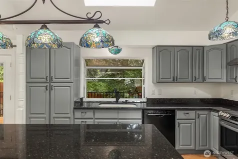 11821 SE 67th Place Bellevue WA 98006