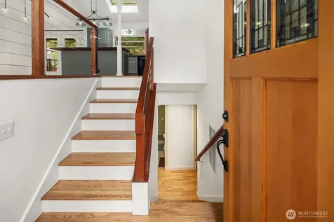 11821 SE 67th Place Bellevue WA 98006