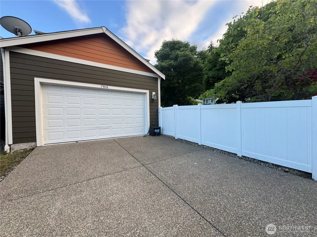 7508 Kodiak Avenue NE Lacey WA 98516