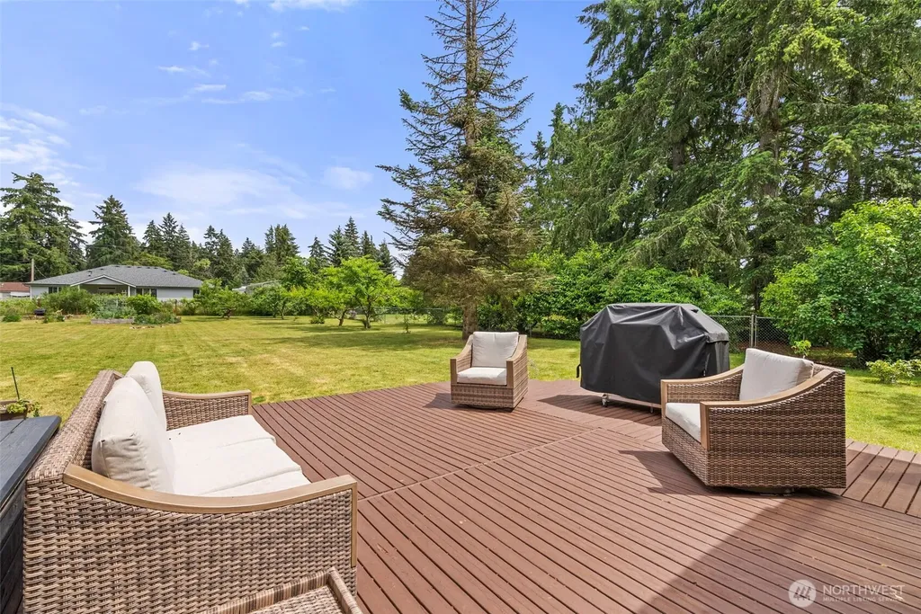 12423 Lake City Boulevard Lakewood WA 98498